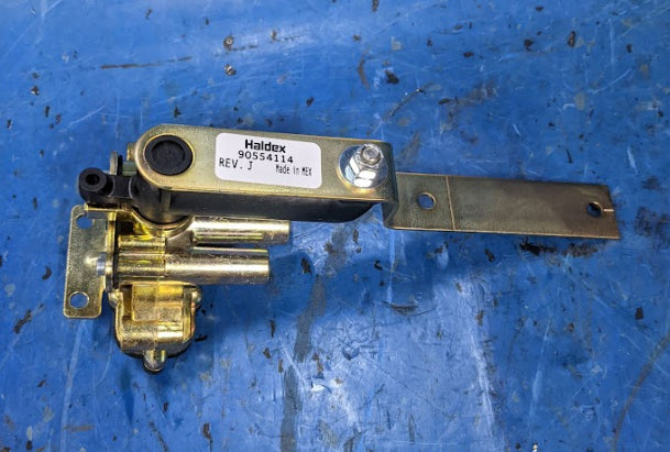 Haldex Controlled Response Height Control Valve 90554114 With 94100257  Parts Bag getexcess