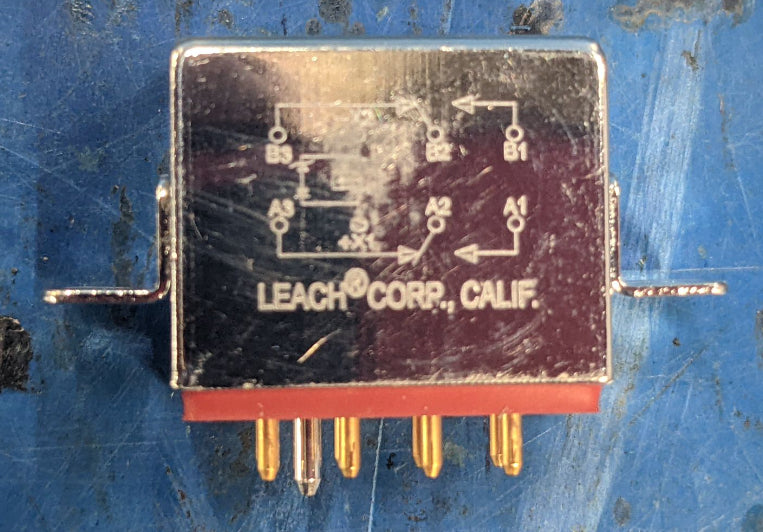 Leach Electromechanical Relay Polarized 5A 500 Ohm DPDT 28VDC Flange