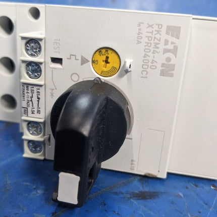 Eaton Cutler Hammer XTSC040DDA  Logic Controller Motor Starter 3PH 40A 110V