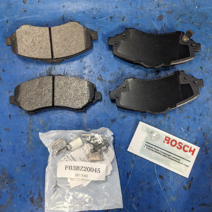 Bosch QuietCast Premium BE1327H Disc Brake Pad Set Front