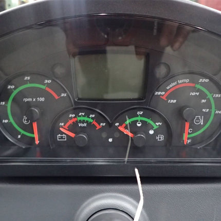 Steering Column Assy Instrument Cluster Steering Wheel Manitowoc 80027907 RT540E