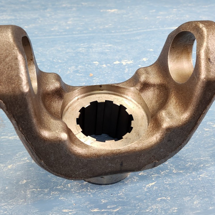 CDT-1810-4-2101-DVL Driveline End Yoke Replaces 6.5-4-2101