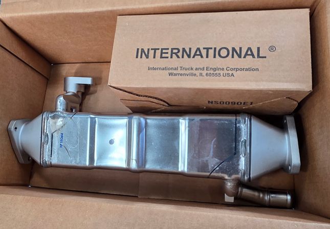 7090595C91 Genuine Navistar International EGR Cooler 2008-14 Maxxforce DT 9 10 - getexcess