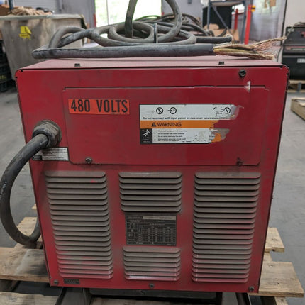 USED Lincoln Electric Invertec V450-PRO Welder with Needle Nose Clamp