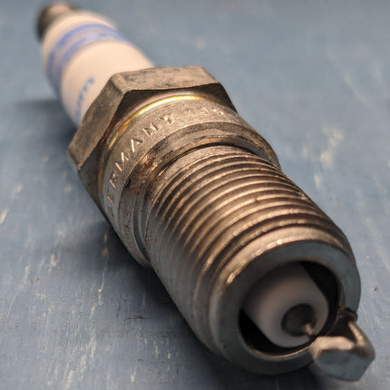 Magneti Marelli 1AMSP09608 Bosch HR6KII33X Double Iridium Spark Plug