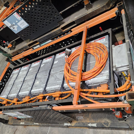 Cummins High Voltage EV Battery Pack Lithium Ion Blue Bird Bus 10071946 Front String