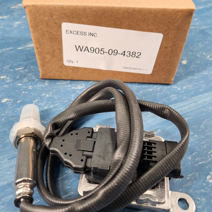 Genuine Hella 6PN 358 186-35 Nox Sensor Volvo Mack Nitrogen Oxide