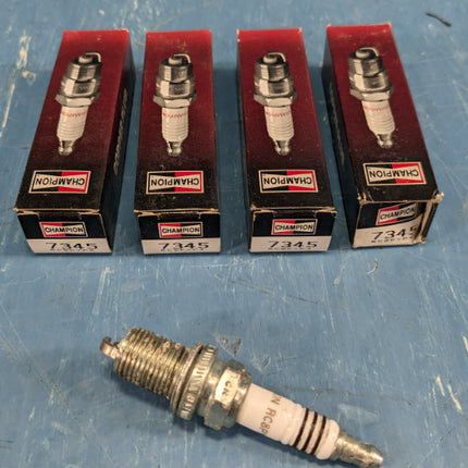 Set of 4 RC8PYP4 Chrysler Mopar Champion Spark Plug Set SPORC8PYP4