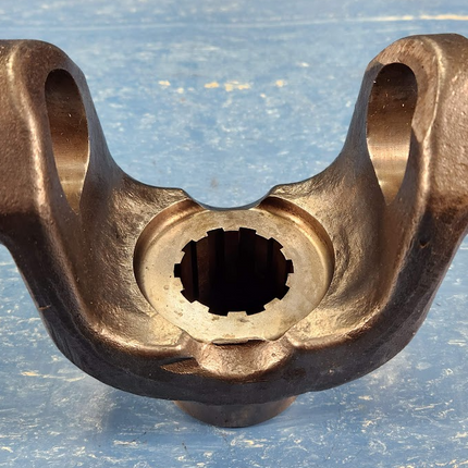 CDT-1710-4-3241-DVL Driveline End Yoke Replaces 489947