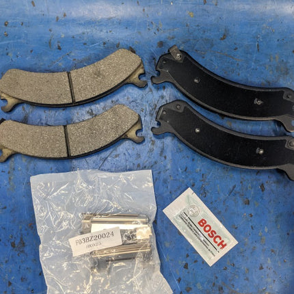 Bosch QuietCast Premium BE784H Disc Brake Pad Set Front