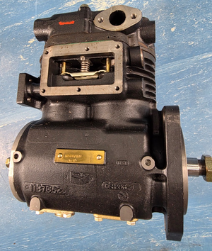 Knorr-Bremse / Bendix Reman Two Cylinder Air Compressor KZ433/1RM