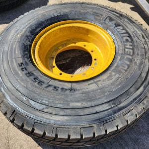 Michelin 445/95R25 X-Crane AT 174F 16.00R25 Radial Mobile Crane Tire Wheel 11.00/1.7CR CRACKS