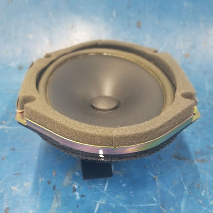 Mazda Front Door Automotive Speaker 25W DIN LC62-66-960A