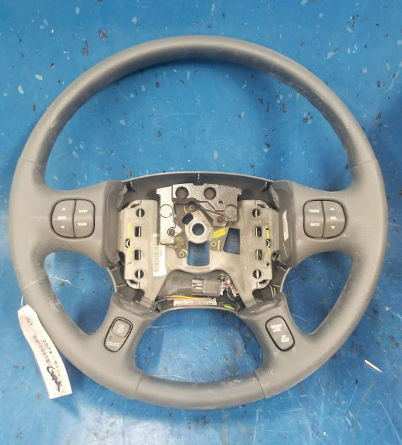 GM Motors Grey Wheel Assembly with Cruise Control and Radio Controls 2574-8173