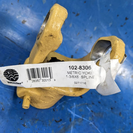Weasler Metric Yoke 1-3/8" 6 Spline 102-8306