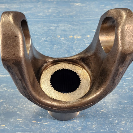 CDT-1710-4-7541-DVL Driveline End Yoke Replaces 2060489