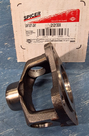 212130X Spicer Light Duty Joint 283398X Flanged Socket Yoke
