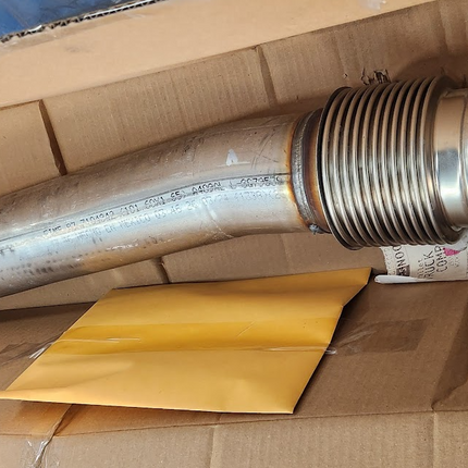 04-33675-000 Freightliner Bellows 4" Dia Flanged Exhaust Pipe Cascadia 113 125 - getexcess