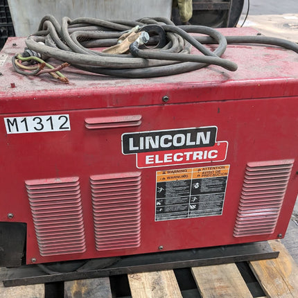 USED Lincoln Electric Invertec V450-PRO Welder with C type clamp