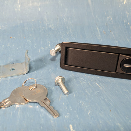 Southco Trigger Style Locking Keyed Latch Adjustable Lever Flush Thin Grip Kit - 40 PCS