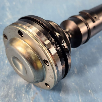 Front Driveshaft Prop Shaft Assembly 28" For Jeep Liberty 02-07 4WD V6 3.7L - getexcess