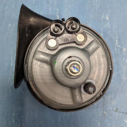 ACDelco D1922C 12V Horn Kit Bracket Low Tone GM 12368064 Klaxon 0057021