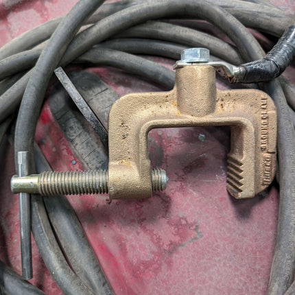 USED Lincoln Electric Invertec V450-PRO Welder with C type clamp