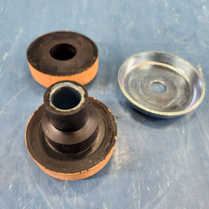 Engine Isolator Kit Ebco 70 Duro Orange 2.5" OD x 2.5" OAL x 5/8" ID