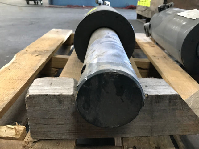 Grove Manitowoc Hydraulic Cylinder 813541 2500 PSI - getexcess