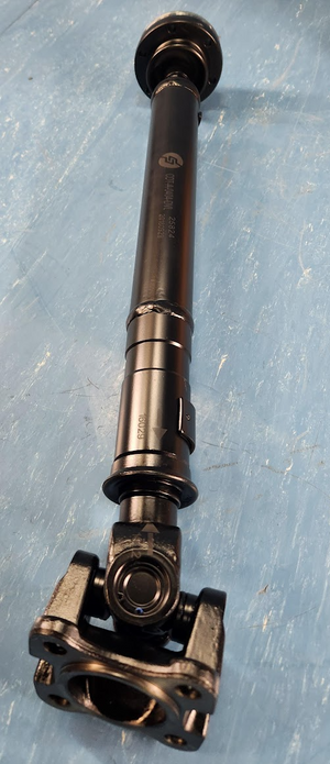Front Driveshaft Prop Drive Shaft fits Dodge Dakota Durango 2001-2007 U-Joint Type