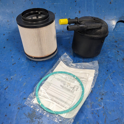 Donaldson Fuel Filter P550948 Replaces BC3Z-9N184-B FD4615