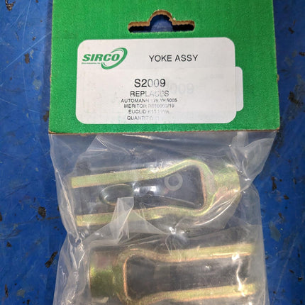 Sirco Yoke 5/8-18 Auto Slack Clevis With Pins 1-3/8