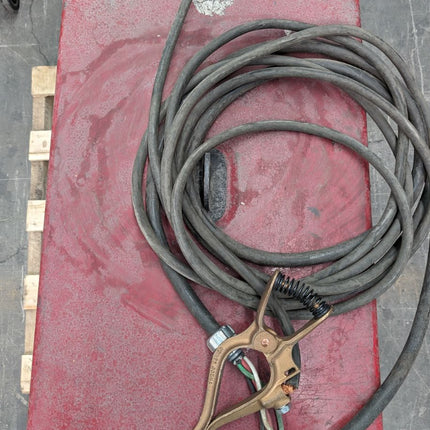 USED Lincoln Electric Invertec V450-PRO Welder with Needle Nose Clamp