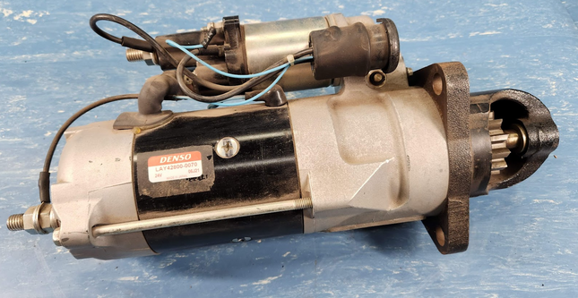 LAY42800-0070 Denso 24V Starter 12T 8kw CW PLGR type - getexcess