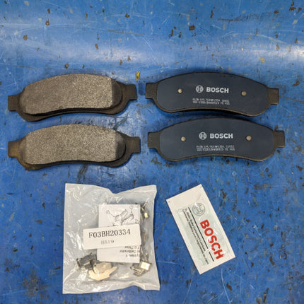 Bosch QuietCast Premium BP1334 Disc Disc Brake Pad Set Rear