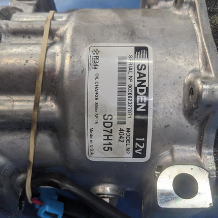 Sanden Heavy Duty Compressor With 8 Groove A/C Clutch 12V 4042