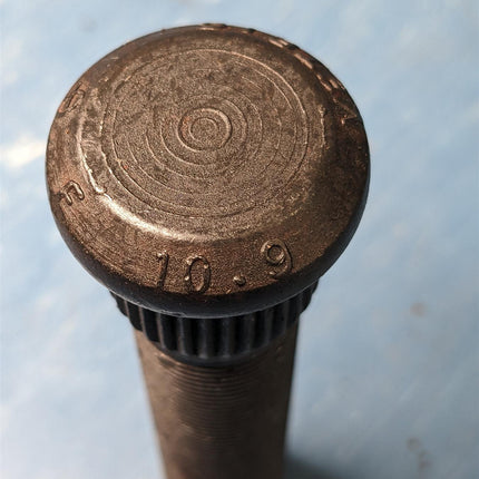 Box of (5) World American Metric Grade 8 Serrated Wheel Bolt Stud M22X1.5 4 1/4" - getexcess
