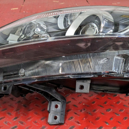 Chrysler Lancia Delta 844 Left Headlight Assy 0051876348