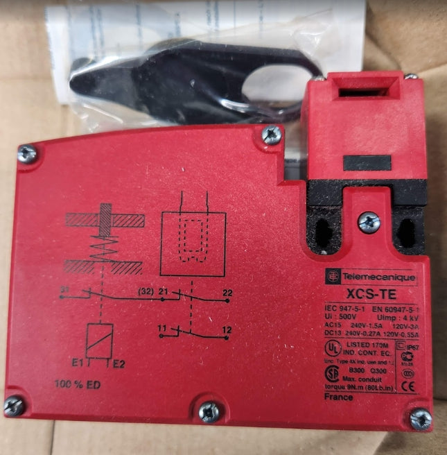 Telemecanique Sensors By Schneider Electric XCSTE7312 Safety Interlock - getexcess