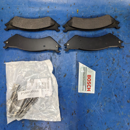 Bosch QuietCast Premium BE802H Disc Brake Pad Set Rear