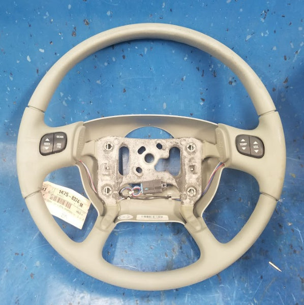 GM Steering Wheel Assembly 1675-8374