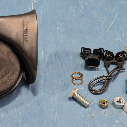 ACDelco D1922C 12V Horn Kit Bracket Low Tone GM 12368064 Klaxon 0057021