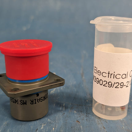 Box Mounting Receptacle Connector with Contacts MS3452W12S-3P 5935010921050