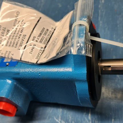 V10-1S7S-1A20 Metaris V10 Series Vane Pump