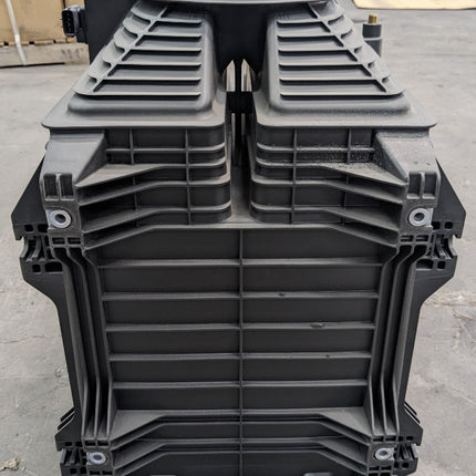 Cummins Fleetguard Air Cleaner Direct Flow AH55665 Manitowoc MLC650