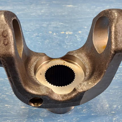 CDT-1710-4-5521-DVL Driveline End Yoke Replaces 1322699