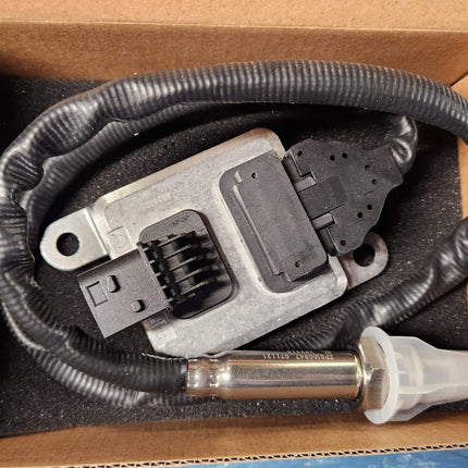 Inlet NOx Sensor For Freightliner Cascadia Western Star Engine A0101532228