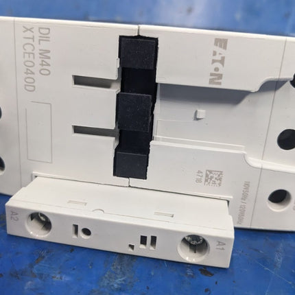 Eaton Cutler Hammer XTSC040DDA  Logic Controller Motor Starter 3PH 40A 110V