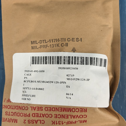 Box Mounting Receptacle Connector with Contacts MS3452W12S-3P 5935010921050