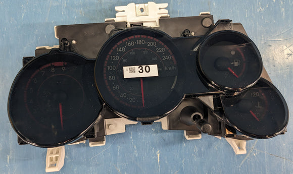 GM 88973548 Instrument Panel Gage Gauge Speedometer Cluster 2005-06 Pontiac Vibe